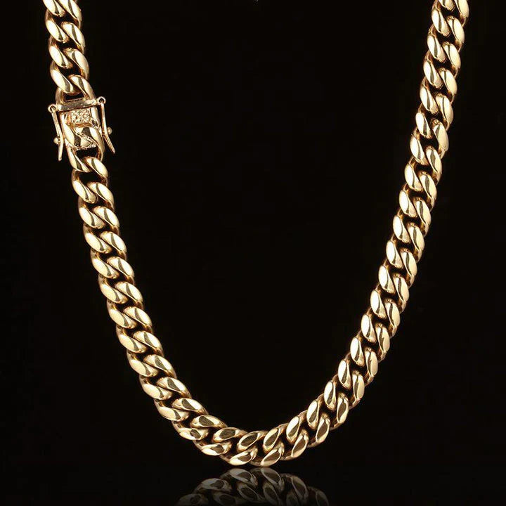 Diamond Cuban Link Choker in Yellow Gold (18 Inches)