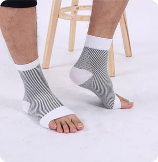 SoothRelieve | Foot Compression Socks. Get relief you deserve.